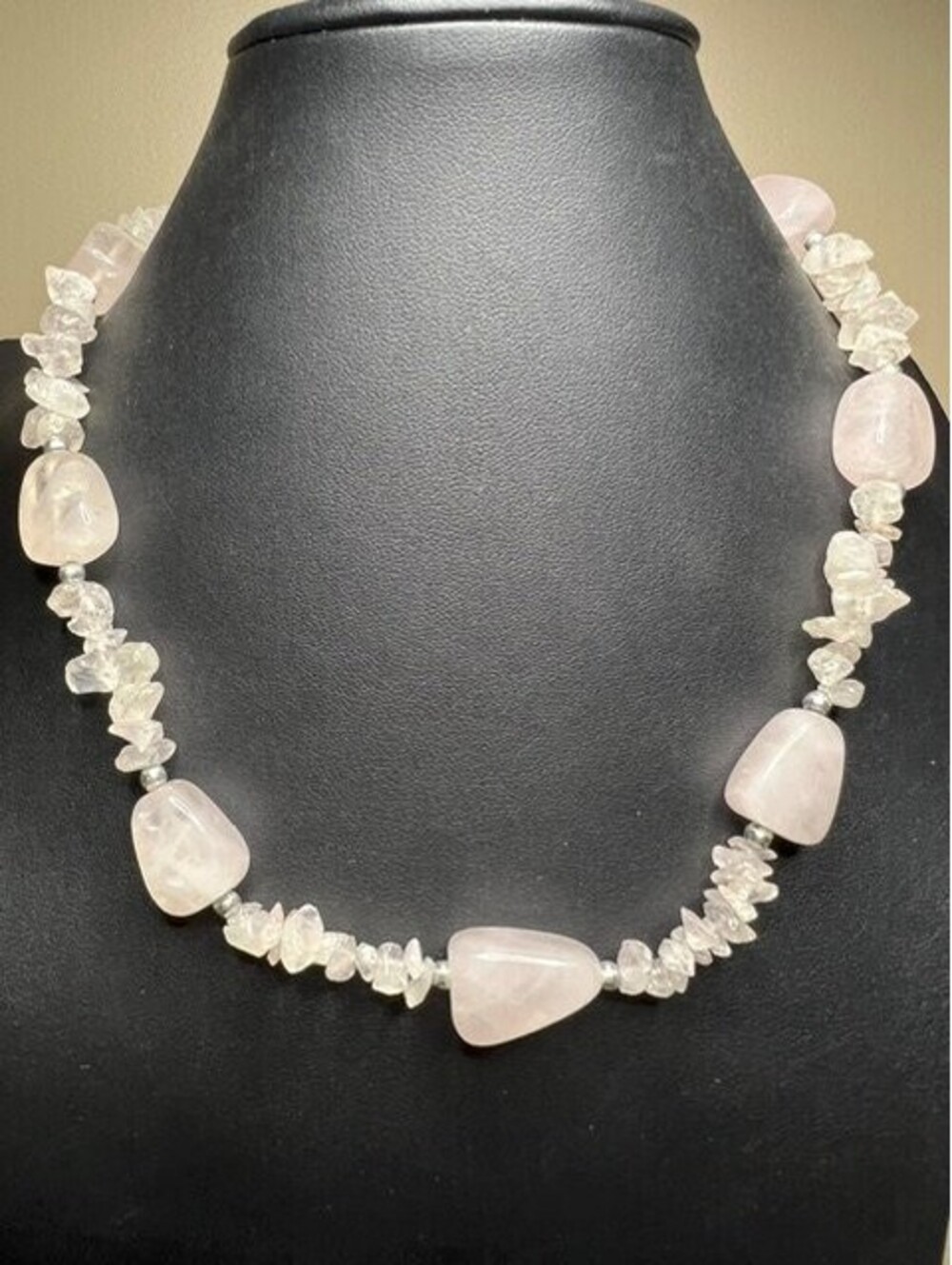 B7340 Rose Quartz Clear Chip Beaded Necklace Choker Style Natural Stone 18-19"
